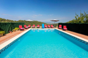 8 to 10 Sleeps Private Pool Villa & BBQ Near Barcelona, Rocafort